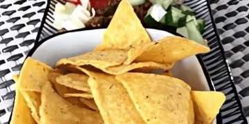 طريقة عمل رقائق الذرة (الناتشوز المكسيكي) المقرمشة