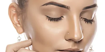 طريقة تنظيف البشرة من العمق