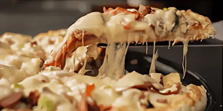 طريقة عمل البيتزا بالعجينة السائلة