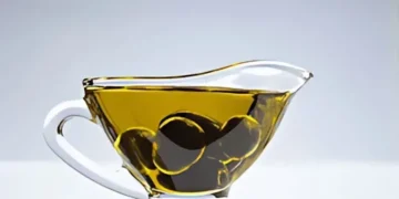 طريقة تخليل الزيتون الأسود على الطريقة الفلسطينية