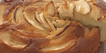 طريقة عمل كيكة التفاح